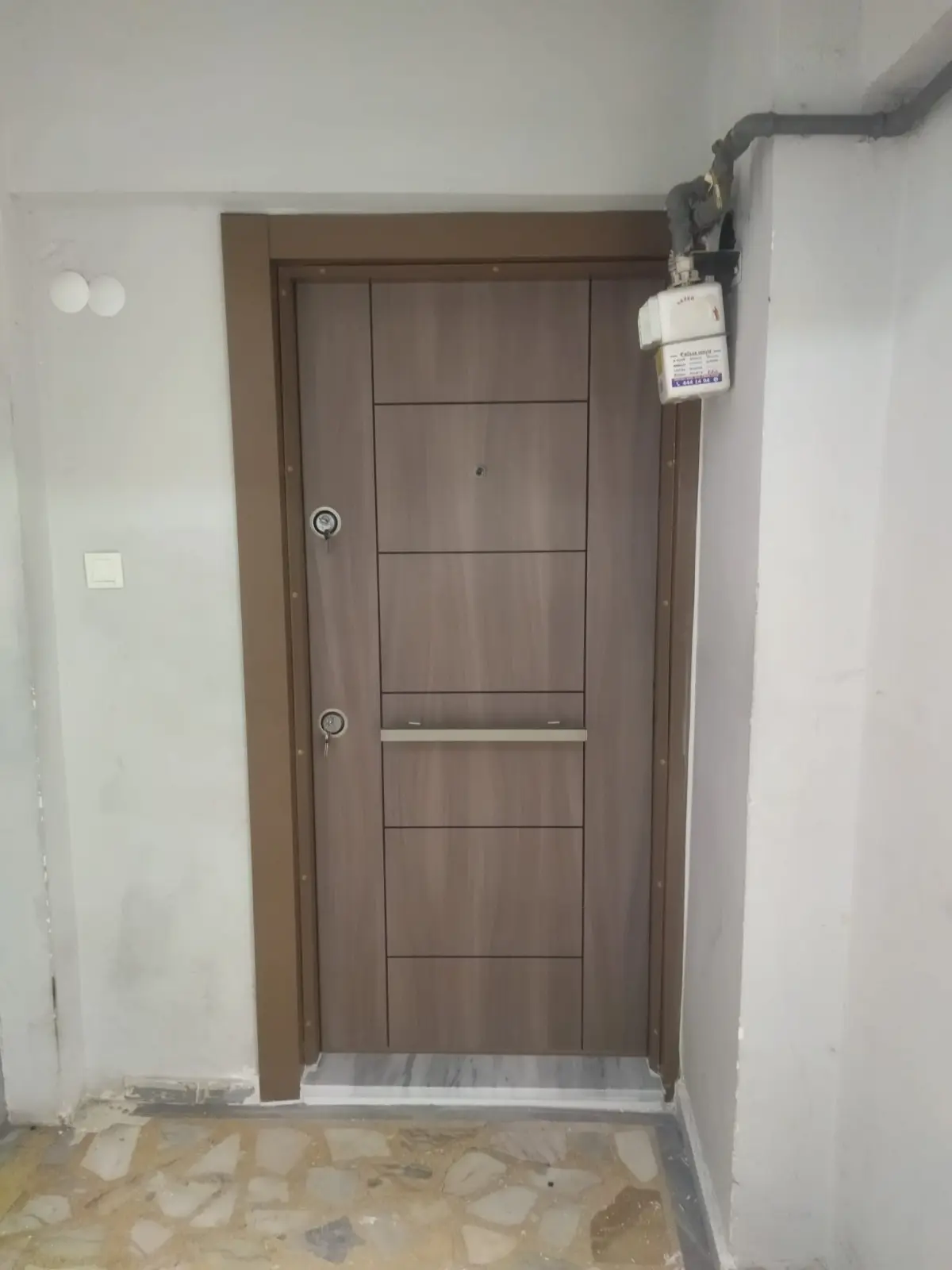 Kartal Eko Çelik Kapı 12